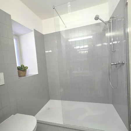 Torre - Citta Vecchia Apartamento Locarno